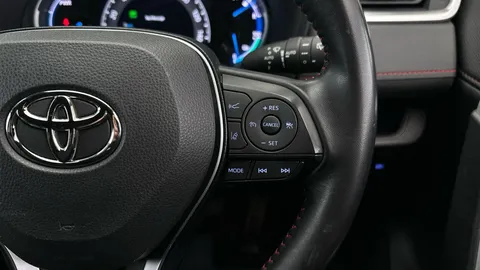 Thumbnail image for the Toyota RAV4 2.5 VVT 18.1kWh Design   Plug-in  CVT 4WD
