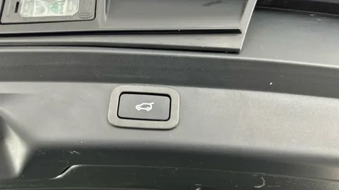 Thumbnail image for the Jaguar I-Pace 400 90kWh HSE Black   4WD