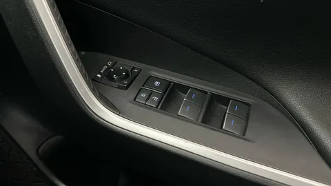 Thumbnail image for the Toyota RAV4 2.5 VVT 18.1kWh Design   Plug-in  CVT 4WD