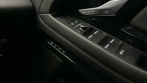 Thumbnail image for the Land Rover Range Rover Evoque 1.5 P300e 12.2kWh R-Dynamic HSE   Plug-in  4WD