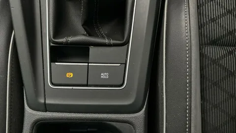 Thumbnail image for the Volkswagen Golf 1.5 TSI R-Line