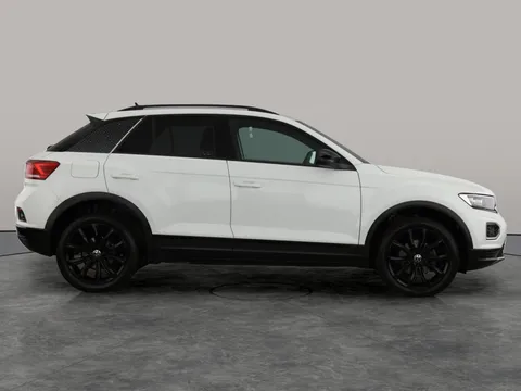 Thumbnail image for the Volkswagen T-Roc 1.5 TSI EVO Black Edition   DSG