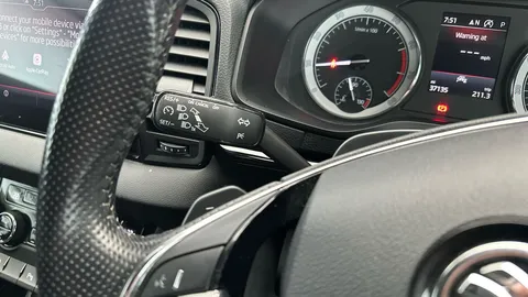 Thumbnail image for the Škoda Karoq 1.5 TSI ACT SportLine   DSG