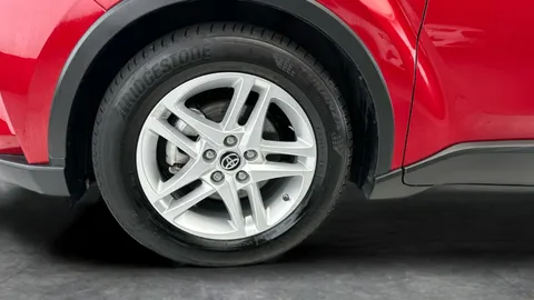 Thumbnail image for the Toyota C-HR 1.8 VVT-h GPF Icon    CVT