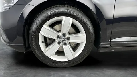 Thumbnail image for the Volkswagen Passat 2.0 TDI EVO SE Nav   DSG