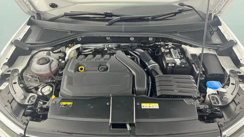 Thumbnail image for the Volkswagen T-Roc 1.5 TSI GPF EVO SE   DSG