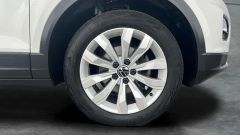 Thumbnail image for the Volkswagen T-Roc 1.5 TSI GPF EVO SE   DSG