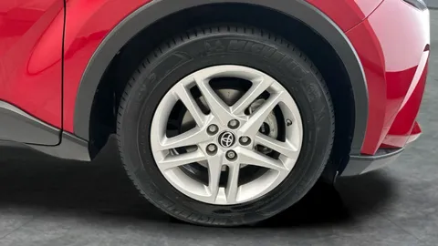 Thumbnail image for the Toyota C-HR 1.8 VVT-h GPF Icon    CVT