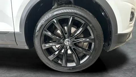 Thumbnail image for the Volkswagen T-Roc 1.5 TSI EVO Black Edition   DSG