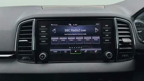 Thumbnail image for the Škoda Karoq 1.5 TSI ACT SE L