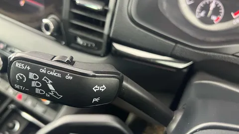 Thumbnail image for the Škoda Karoq 1.5 TSI ACT SportLine   DSG