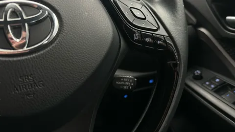 Thumbnail image for the Toyota C-HR 1.8 VVT-h GPF Icon    CVT