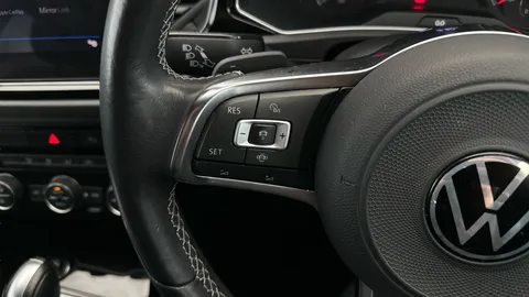 Thumbnail image for the Volkswagen T-Roc 1.5 TSI EVO Black Edition   DSG