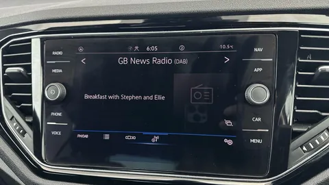 Thumbnail image for the Volkswagen T-Roc 1.5 TSI EVO Black Edition   DSG