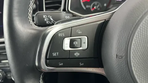 Thumbnail image for the Volkswagen T-Roc 1.5 TSI EVO Black Edition   DSG