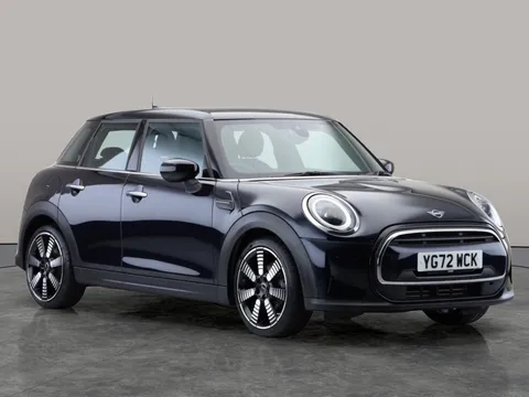 Thumbnail image for the Mini Hatch 1.5 Cooper Exclusive   Steptronic