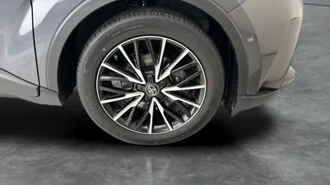 Thumbnail image for the Toyota C-HR 1.8 VVT-h Excel    CVT