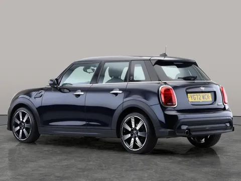 Thumbnail image for the Mini Hatch 1.5 Cooper Exclusive   Steptronic
