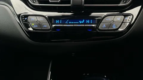 Thumbnail image for the Toyota C-HR 1.8 VVT-h Excel    CVT