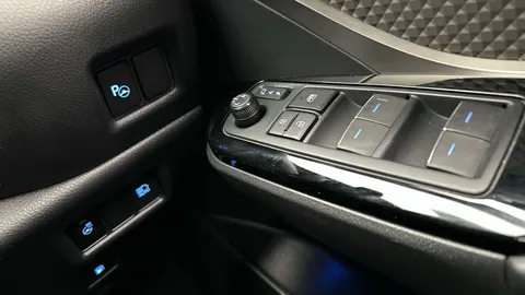 Thumbnail image for the Toyota C-HR 1.8 VVT-h Excel    CVT