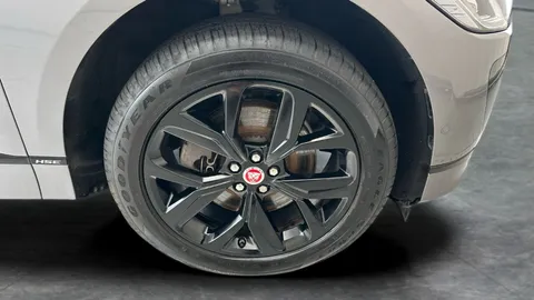 Thumbnail image for the Jaguar I-Pace 400 90kWh HSE   4WD