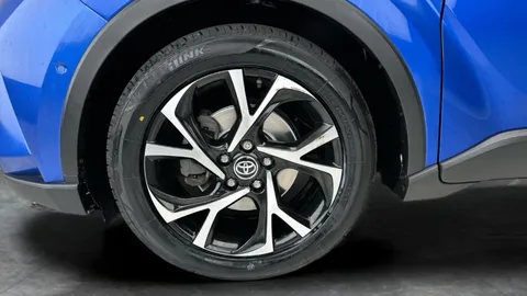Thumbnail image for the Toyota C-HR 1.8 VVT-h Design    CVT