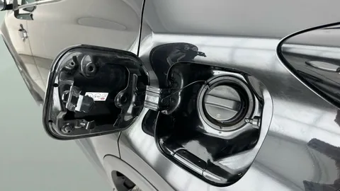 Thumbnail image for the Toyota C-HR 1.8 VVT-h GPF Design    CVT