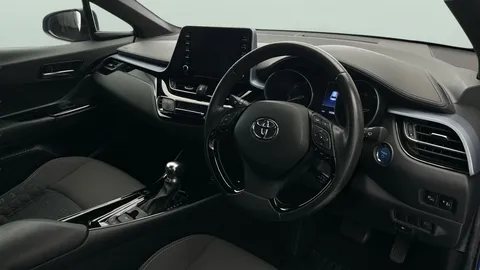 Thumbnail image for the Toyota C-HR 1.8 VVT-h Design    CVT