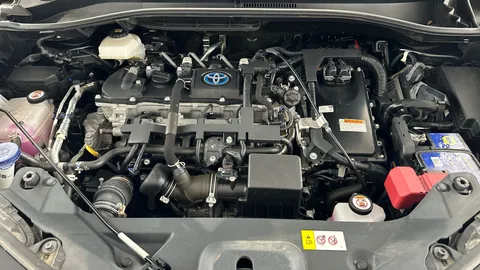 Thumbnail image for the Toyota C-HR 1.8 VVT-h GPF Design    CVT
