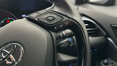 Thumbnail image for the Toyota C-HR 1.8 VVT-h Design    CVT