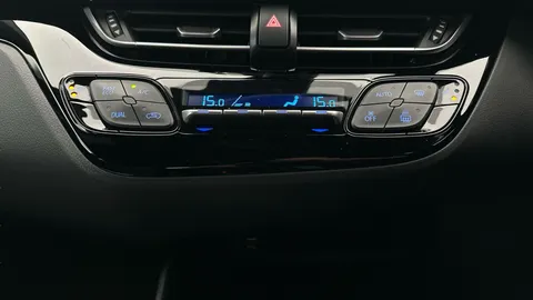 Thumbnail image for the Toyota C-HR 1.8 VVT-h Design    CVT