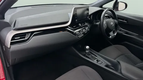 Thumbnail image for the Toyota C-HR 1.8 VVT-h GPF Icon    CVT