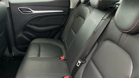 Thumbnail image for the Mg Mg Zs 1.5 VTi-TECH Exclusive