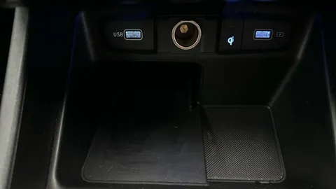Thumbnail image for the Hyundai Tucson 1.6 T-GDi MHEV Premium    DCT