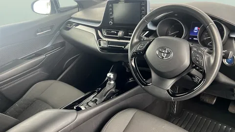 Thumbnail image for the Toyota C-HR 1.8 VVT-h Design    CVT