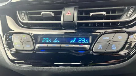 Thumbnail image for the Toyota C-HR 1.8 VVT-h Design    CVT