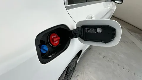 Thumbnail image for the Mercedes-Benz C-Class 2.0 C300de 13.5kWh Sport Edition   Plug-in  G-Tronic+
