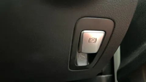 Thumbnail image for the Mercedes-Benz C-Class 2.0 C300de 13.5kWh Sport Edition   Plug-in  G-Tronic+