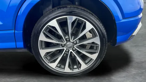 Thumbnail image for the Audi Sq2 2.0 TFSI Black Edition   S Tronic quattro
