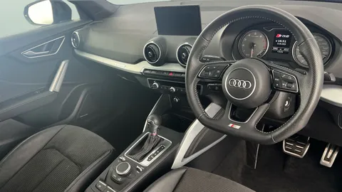 Thumbnail image for the Audi Sq2 2.0 TFSI Black Edition   S Tronic quattro