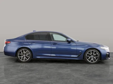 Thumbnail image for the BMW 5 Series 2.0 520d MHT M Sport    Steptronic