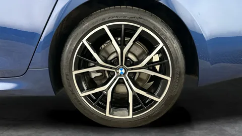 Thumbnail image for the BMW 5 Series 2.0 520d MHT M Sport    Steptronic