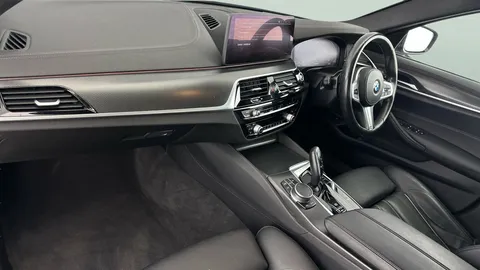 Thumbnail image for the BMW 5 Series 2.0 520d MHT M Sport    Steptronic