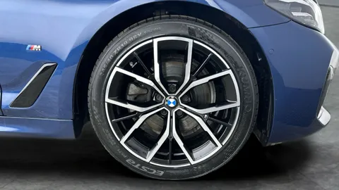 Thumbnail image for the BMW 5 Series 2.0 520d MHT M Sport    Steptronic