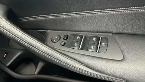 Thumbnail image for the BMW 5 Series 2.0 520d MHT M Sport    Steptronic