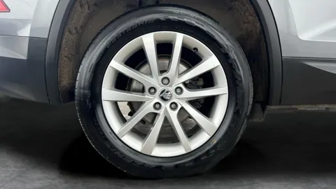 Thumbnail image for the Škoda Kodiaq 2.0 TDI SE   DSG 4WD   (7 Seat)