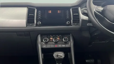 Thumbnail image for the Škoda Kodiaq 2.0 TDI SE   DSG 4WD   (7 Seat)