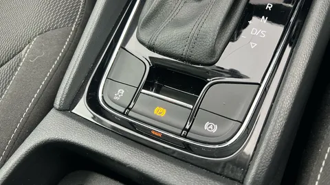 Thumbnail image for the Škoda Kodiaq 2.0 TDI SE   DSG 4WD   (7 Seat)