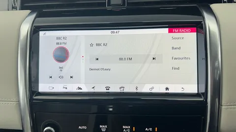 Thumbnail image for the Land Rover Discovery Sport 2.0 P250 MHEV R-Dynamic HSE   4WD