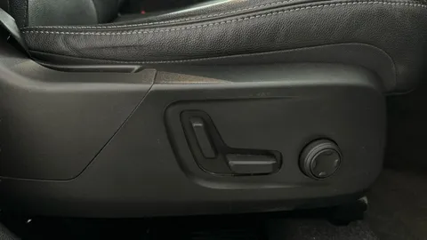 Thumbnail image for the Volvo XC40 1.5 T3 Inscription Pro